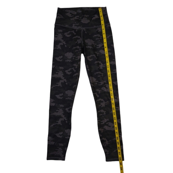 Define High-Waisted 7/8 PowerHold Legging in Charcoal Camo - Picture 11 of 13